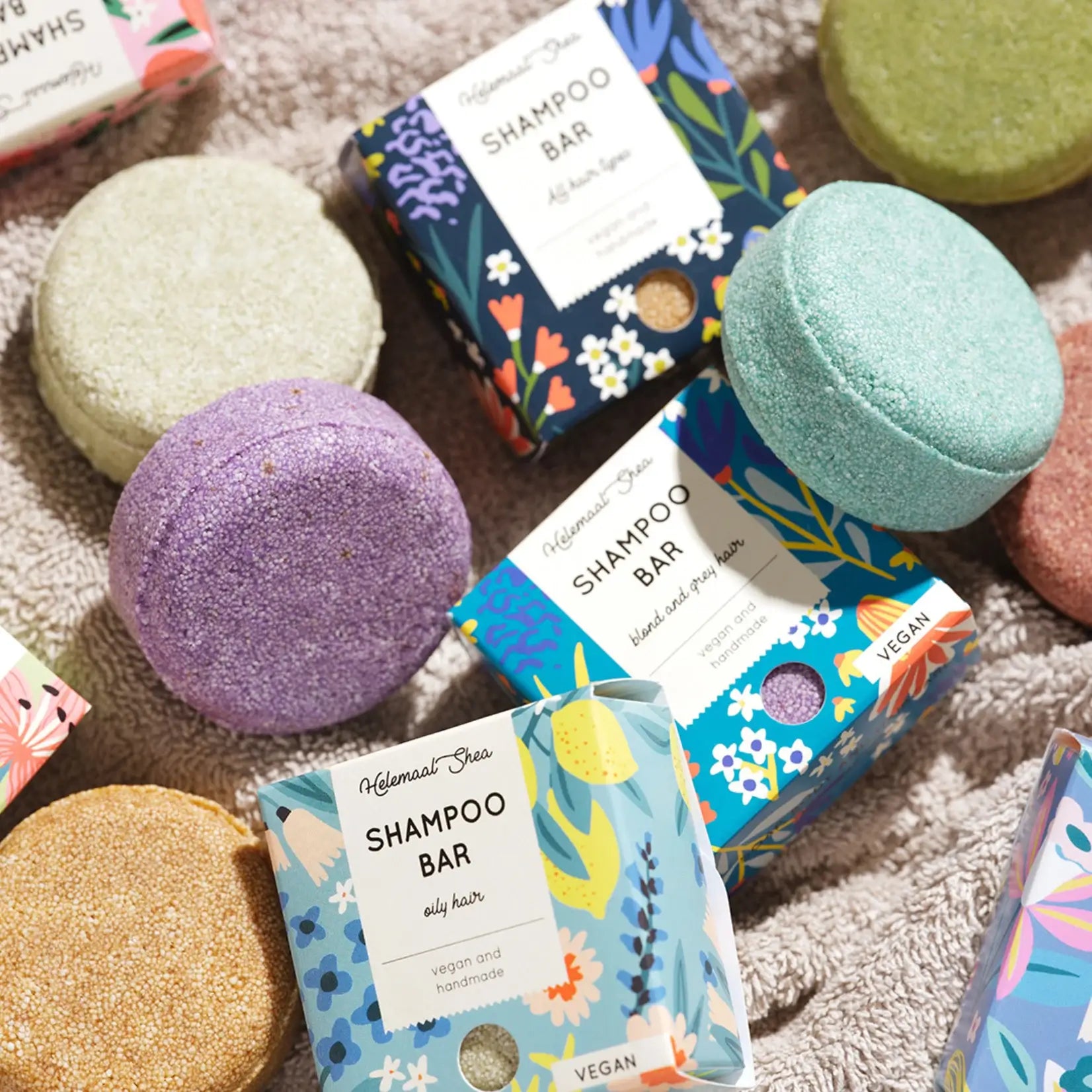 5 Reasons To Switch To Shampoo Bars - Plastic Free Amsterdam