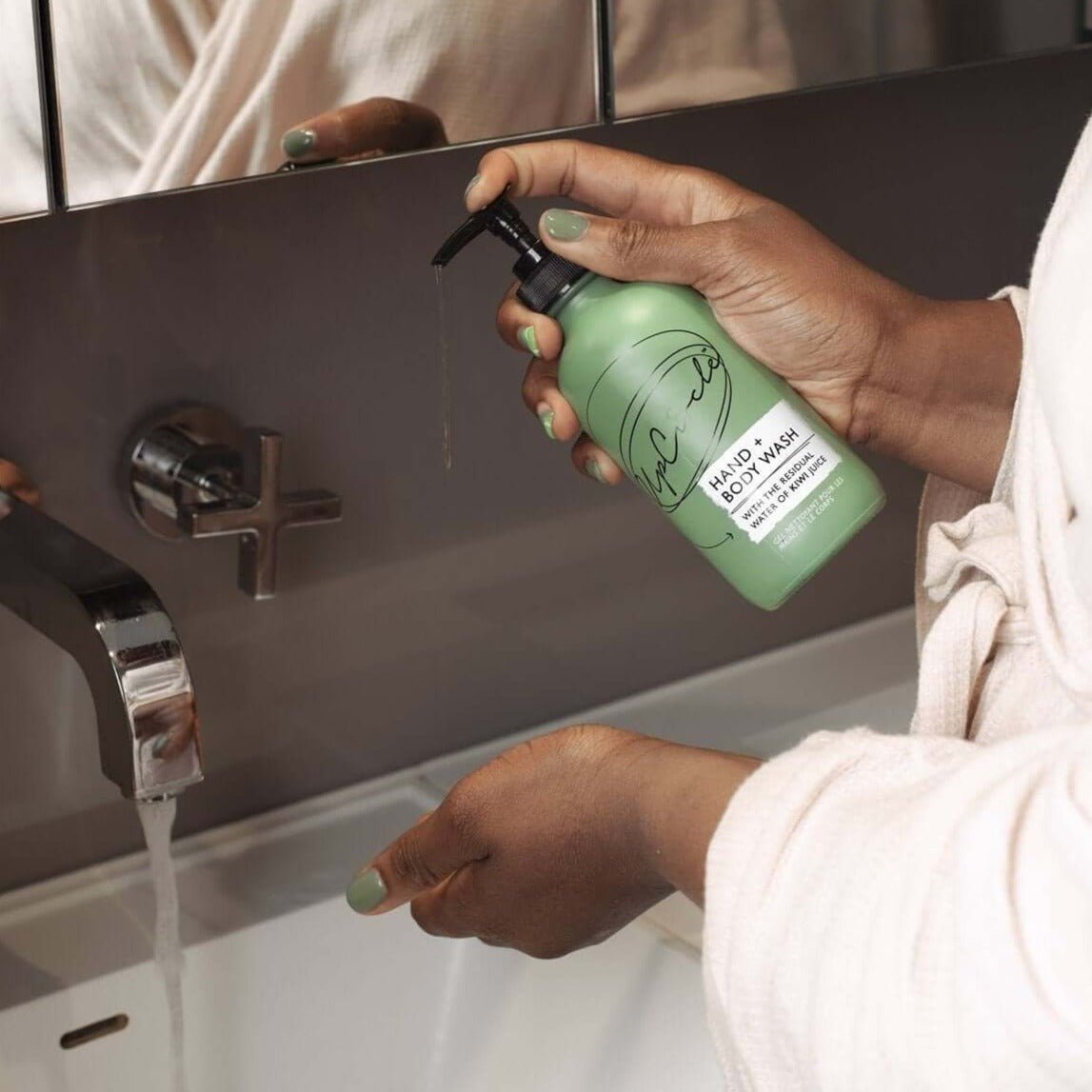 Hand + Body Wash with Kiwi Water - Plastic Free Amsterdam